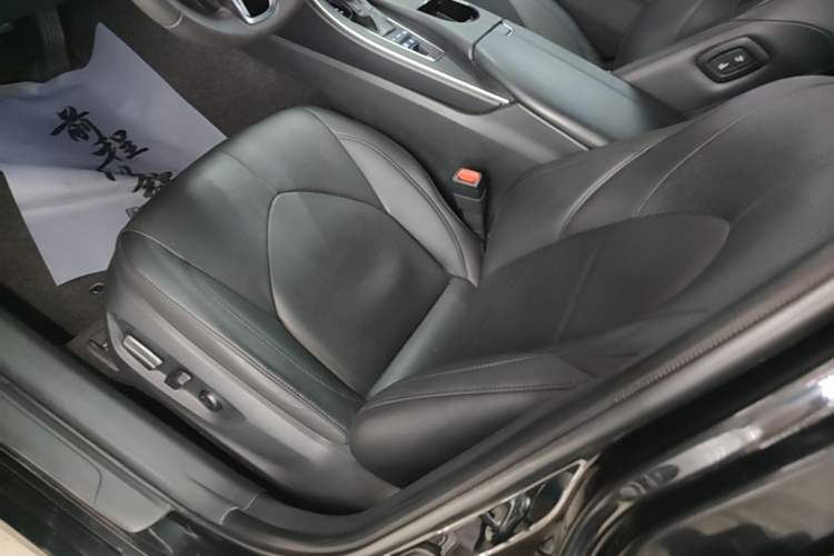 Used Toyota Avalon 2021 2.5L Luxury Edition Left Front Seat