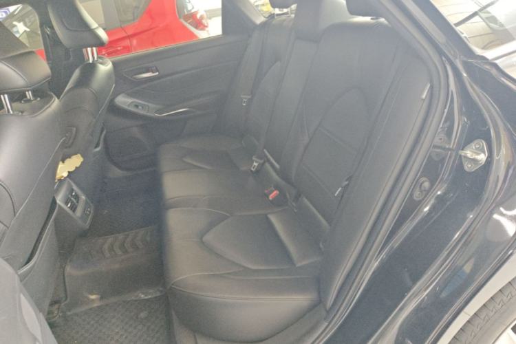 Used Toyota Avalon 2021 2.5L Luxury Edition Left Rear Seat