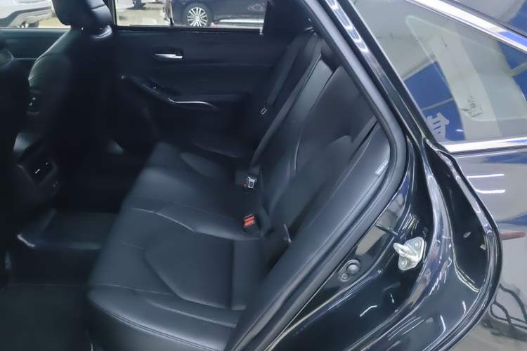 Used Toyota Avalon 2021 2.5L Luxury Edition Left Rear Seat