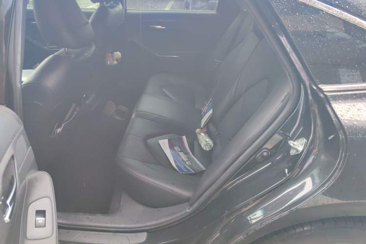 Used Toyota Avalon 2021 2.5L Luxury Edition Left Rear Seat
