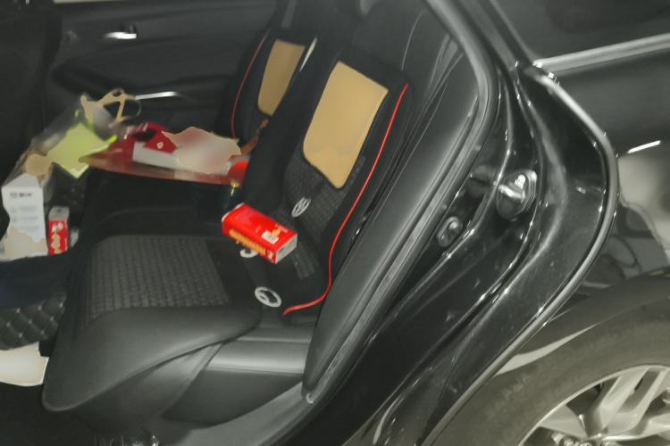 Used Toyota Avalon 2021 2.5L Luxury Edition Left Rear Seat