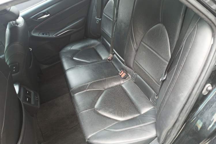 Used Toyota Avalon 2021 2.5L Luxury Edition Left Rear Seat