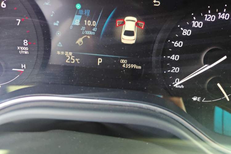 Used Toyota Avalon 2021 2.5L Luxury Edition Odometer Close Up