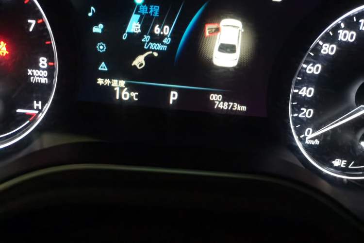 Used Toyota Avalon 2021 2.5L Touring Prestige SPORT Edition Odometer Close Up