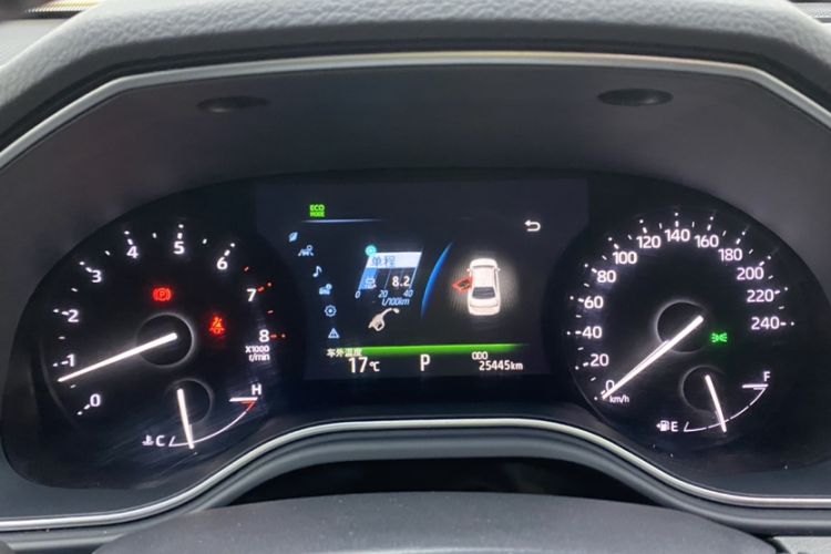 Used Toyota Avalon 2021 2.5L Luxury Edition Odometer Close Up