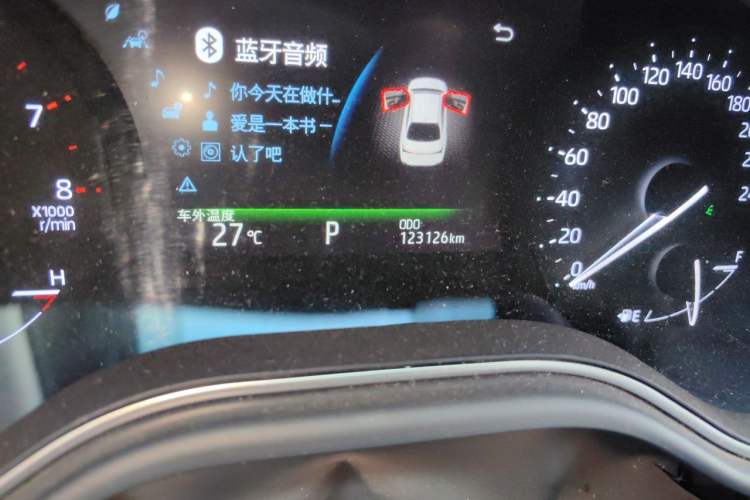 Used Toyota Avalon 2021 2.5L Luxury Edition Odometer Close Up
