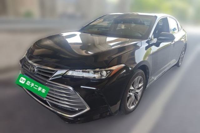Ojetý Toyota Avalon 2021 2.5L Luxury Edition