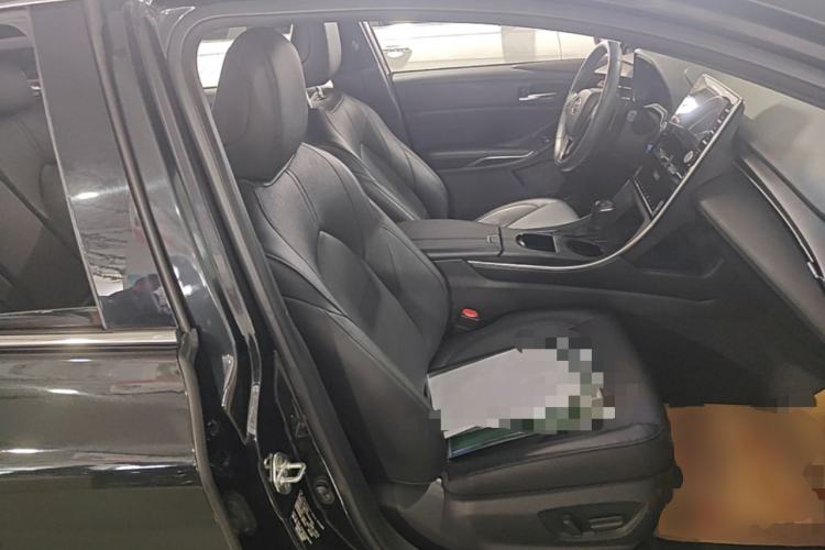 Used Toyota Avalon 2021 2.5L Luxury Edition Right Front Seat
