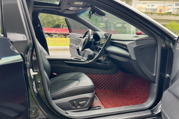 Used Toyota Avalon 2021 2.5L Luxury Edition Right Front Seat