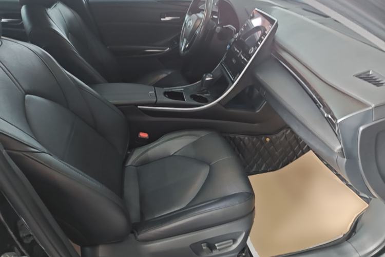 Used Toyota Avalon 2021 2.5L Luxury Edition Right Front Seat