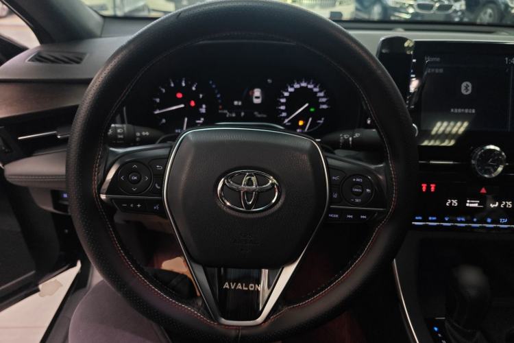 Used Toyota Avalon 2021 2.5L Luxury Edition Steering Wheel