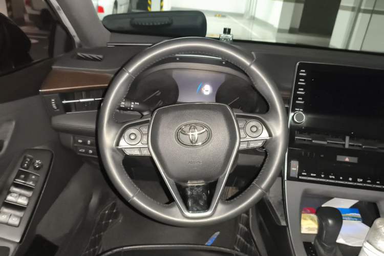Used Toyota Avalon 2021 2.5L Luxury Edition Steering Wheel