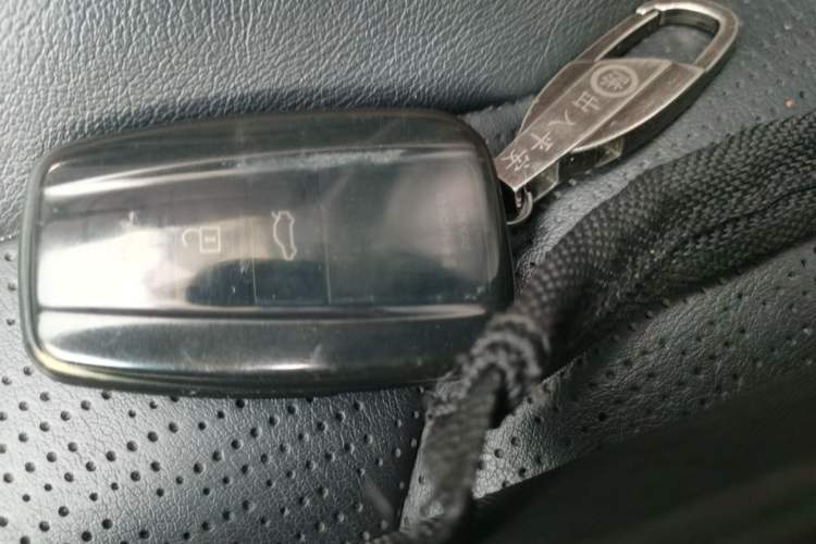 Used Toyota Avalon 2021 2.5L Luxury Edition Vehicle Key