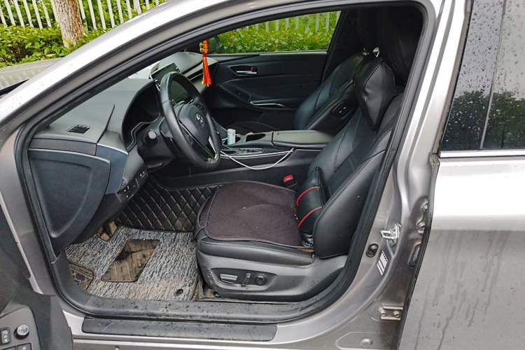 Used Toyota Avalon 2021 2.5L Luxury Edition Left Front Seat