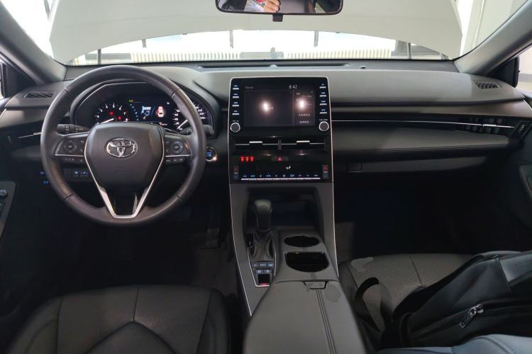 Used Toyota Avalon 2021 2.5L Luxury Edition Center Console
