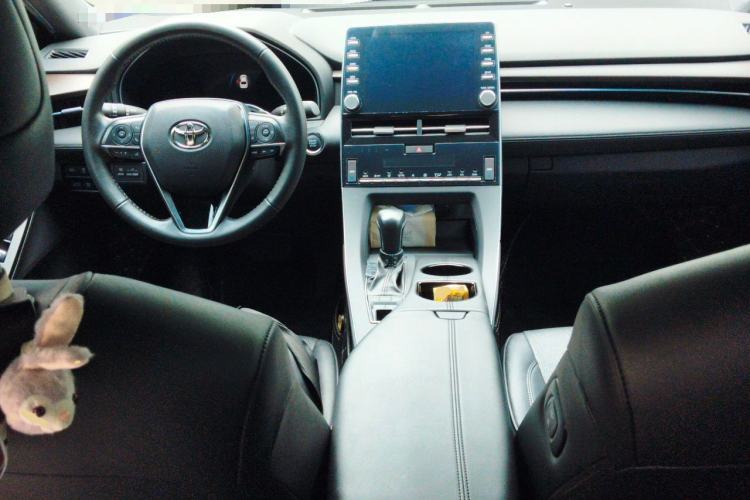 Used Toyota Avalon 2021 2.5L Luxury Edition Center Console