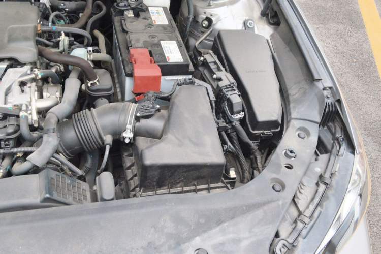 Used Toyota Avalon 2021 2.5L Luxury Edition Engine Bay Left
