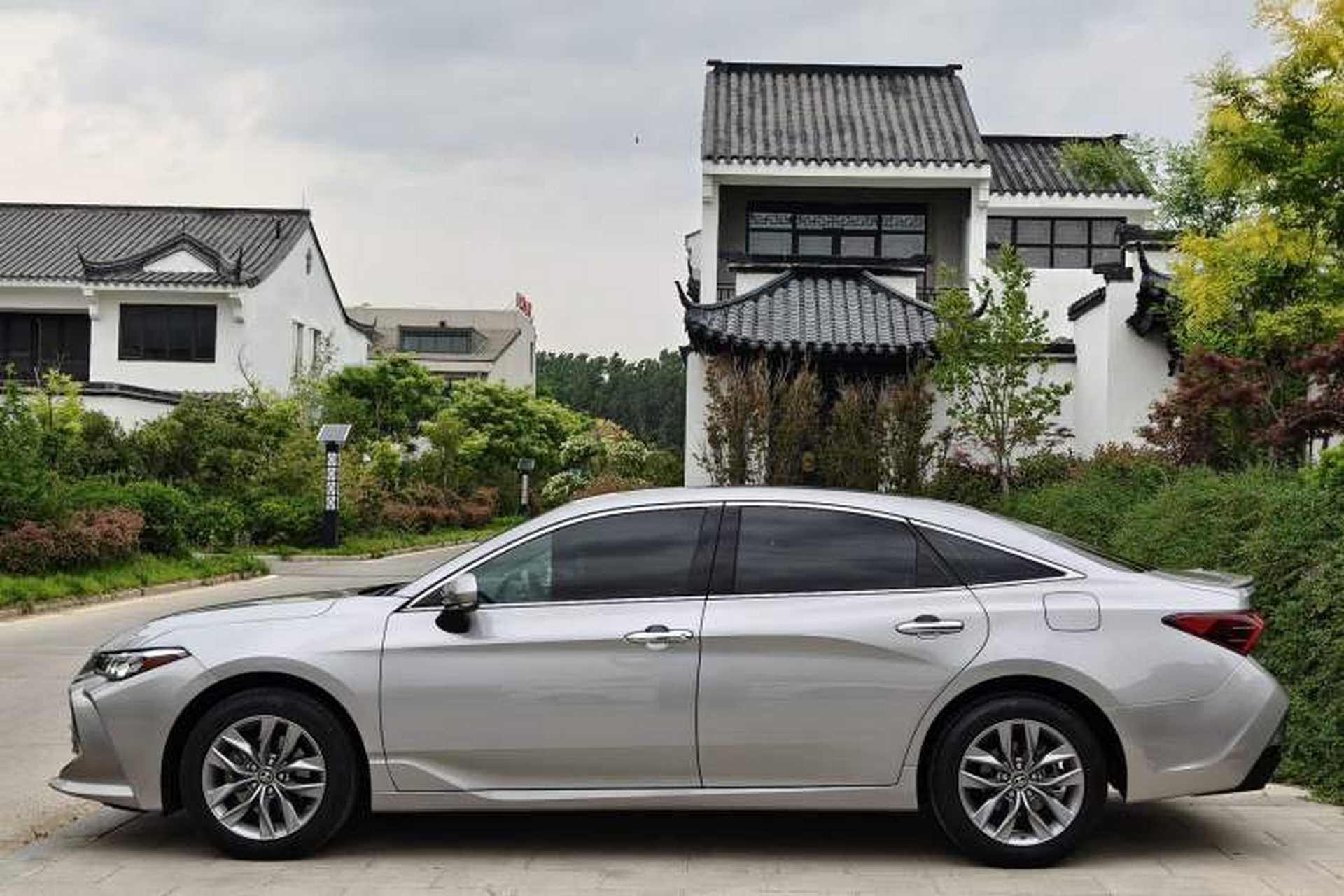 Used Toyota Avalon 2021 2.5L Luxury Edition Exterior 6