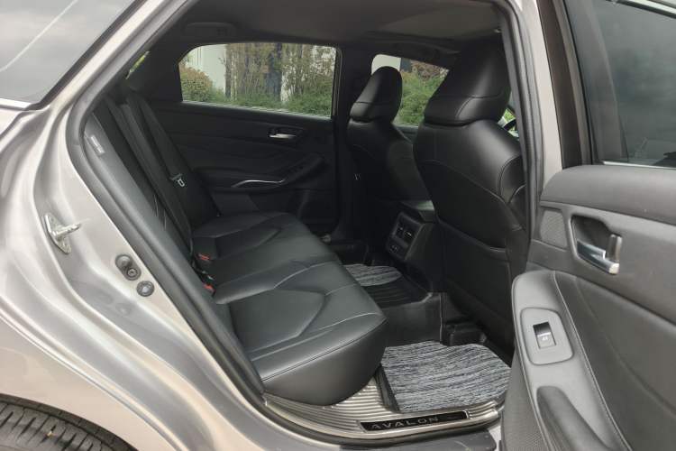 Used Toyota Avalon 2021 2.5L Luxury Edition Headliner
