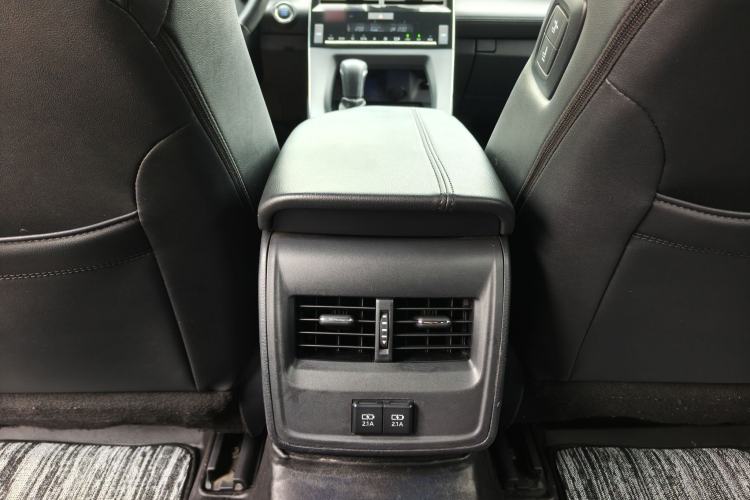 Used Toyota Avalon 2021 2.5L Luxury Edition Interior 4