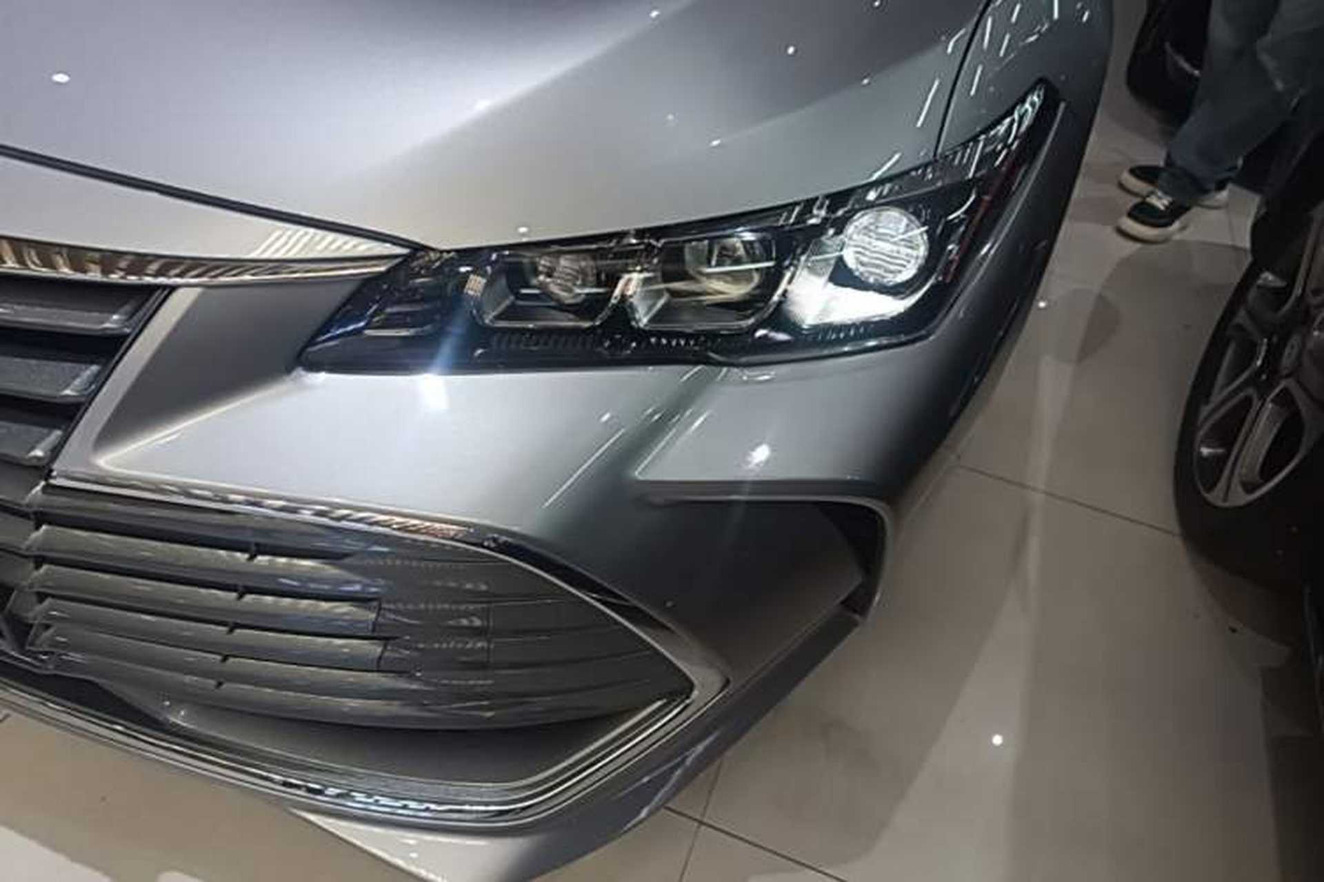 Used Toyota Avalon 2021 2.5L Luxury Edition Left Front Headlight