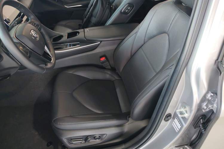 Used Toyota Avalon 2021 2.5L Luxury Edition Left Front Seat