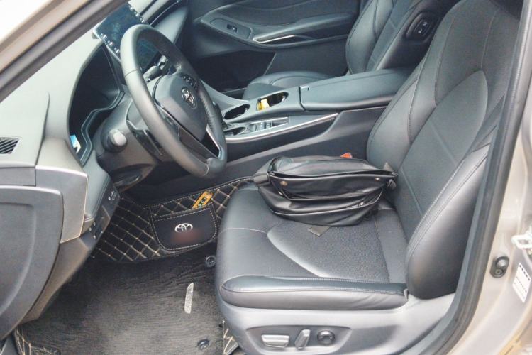 Used Toyota Avalon 2021 2.5L Luxury Edition Left Front Seat