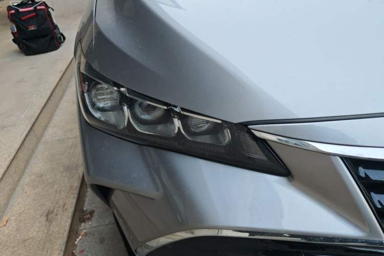 Used Toyota Avalon 2021 2.5L Touring Prestige SPORT Edition Right Front Headlight