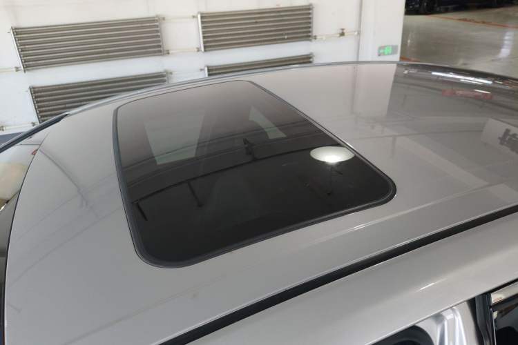 Used Toyota Avalon 2021 2.5L Luxury Edition Roof