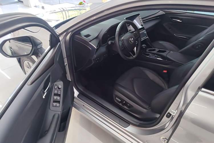 Used Toyota Avalon 2021 2.5L Luxury Edition Driver Seat