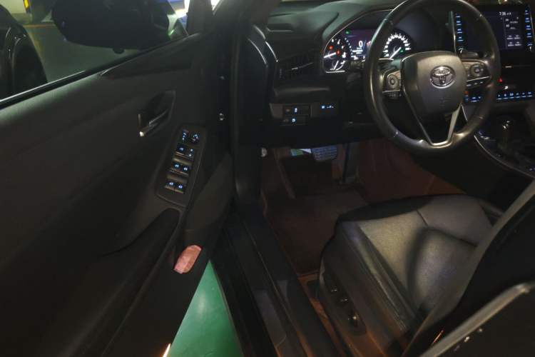 Used Toyota Avalon 2021 2.5L Luxury Edition Driver Seat