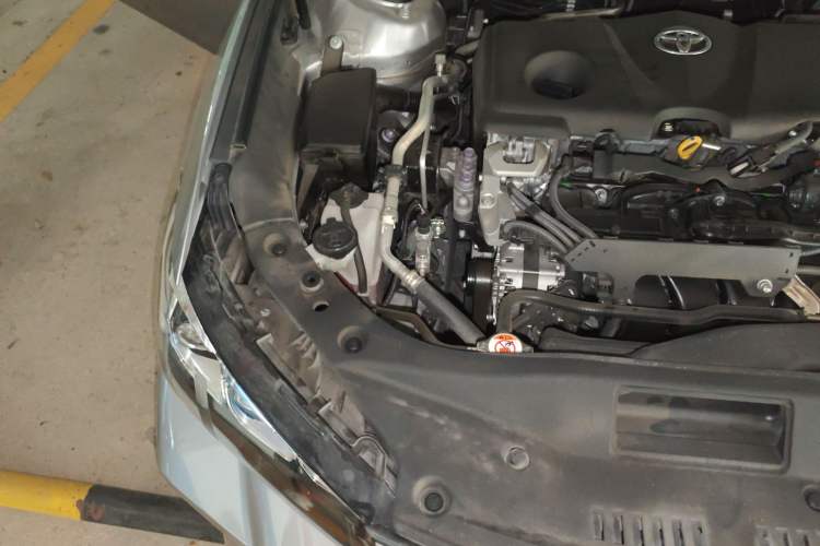 Used Toyota Avalon 2021 2.5L Luxury Edition Engine Bay Right