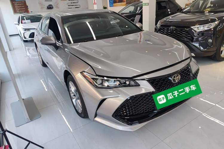 Used Toyota Avalon 2021 2.5L Luxury Edition Front Right 45 Deg