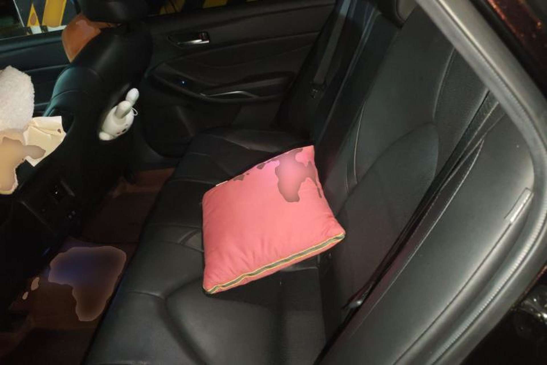 Used Toyota Avalon 2021 2.5L Luxury Edition Left Rear Seat