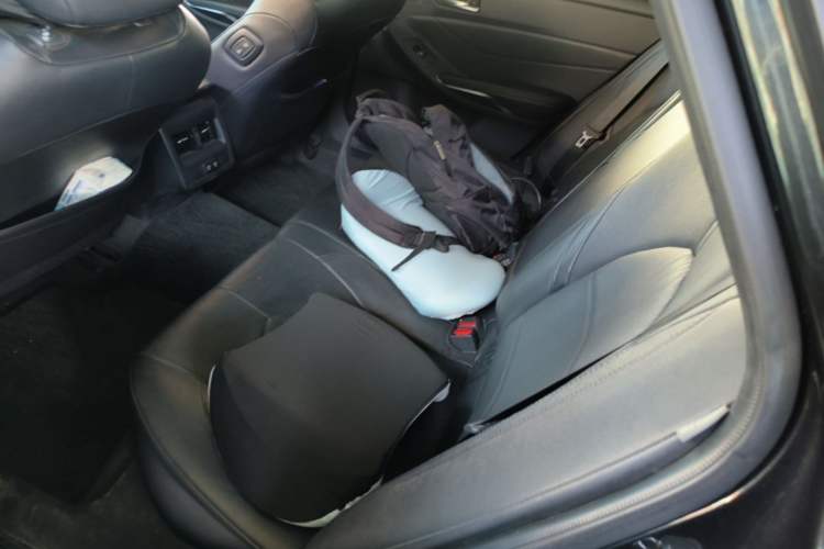 Used Toyota Avalon 2021 2.5L Luxury Edition Left Rear Seat