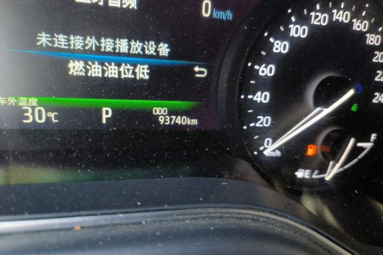 Used Toyota Avalon 2021 2.5L Luxury Edition Odometer Close Up