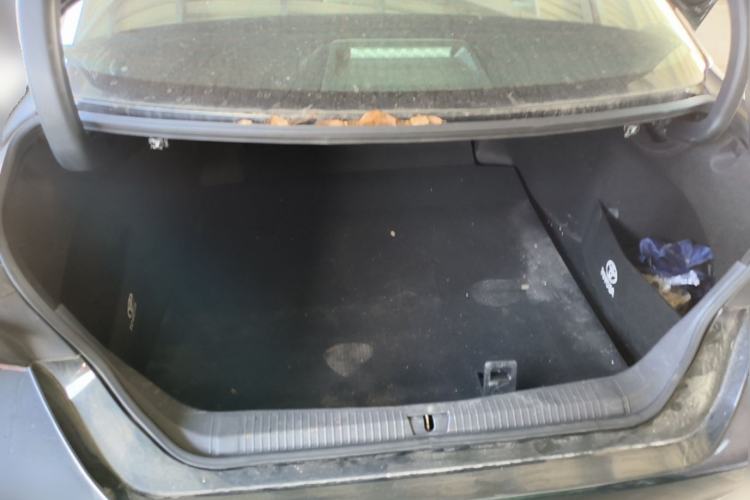 Used Toyota Avalon 2021 2.5L Luxury Edition Trunk