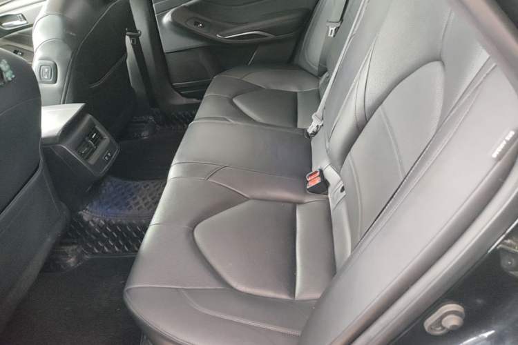 Used Toyota Avalon 2021 2.5L Luxury Edition Left Rear Seat