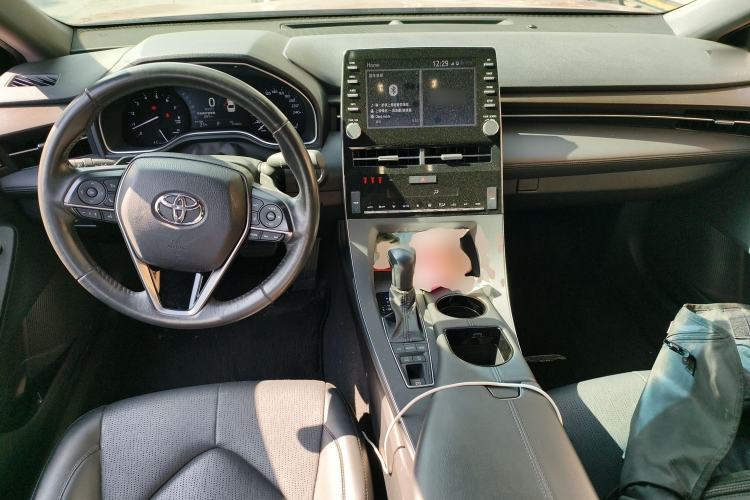 Used Toyota Avalon 2021 2.5L Luxury Edition Center Console