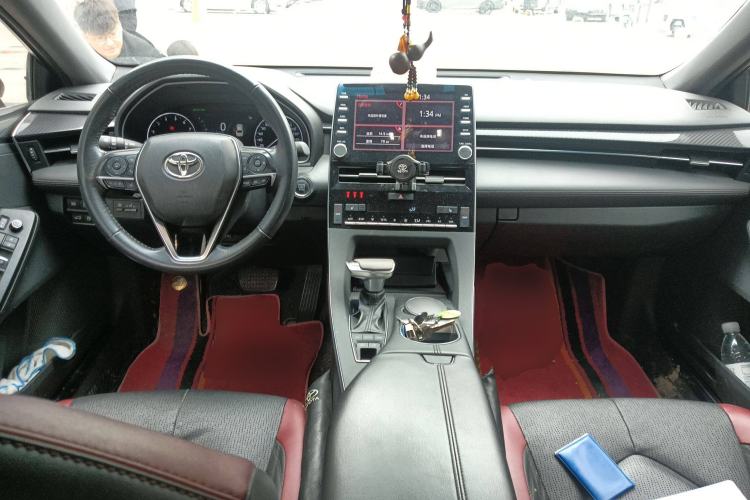 Used Toyota Avalon 2021 2.5L Touring Prestige SPORT Edition Center Console
