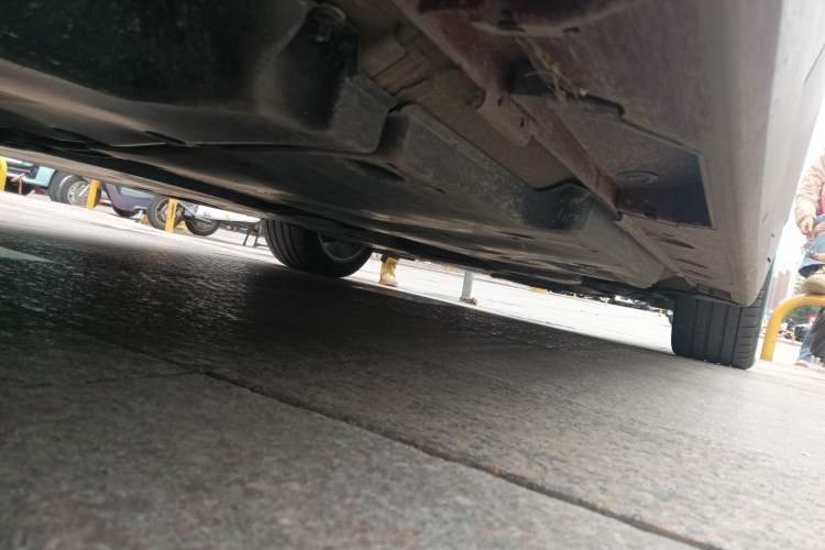 Used Toyota Avalon 2021 2.5L Touring Prestige SPORT Edition Chassis Front Right