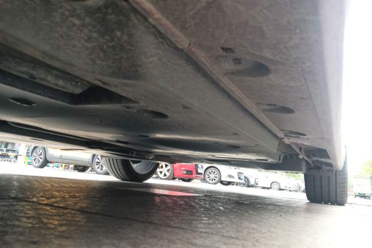 Used Toyota Avalon 2021 2.5L Touring Prestige SPORT Edition Chassis Rear Left