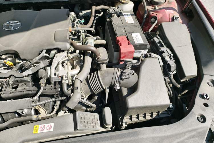 Used Toyota Avalon 2021 2.5L Luxury Edition Engine Bay Left