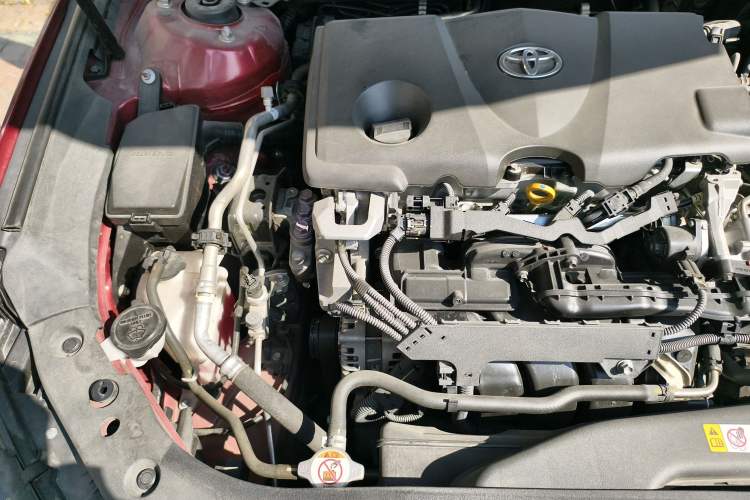 Used Toyota Avalon 2021 2.5L Luxury Edition Engine Bay Right
