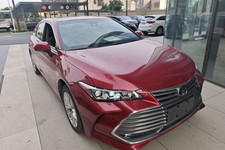Used Toyota Avalon 2021 2.5L Luxury Edition Front Right 45 Deg