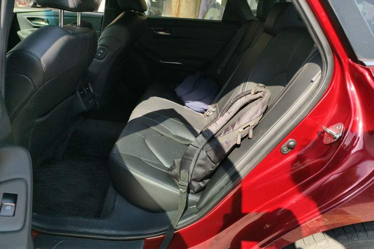 Used Toyota Avalon 2021 2.5L Luxury Edition Left Rear Seat