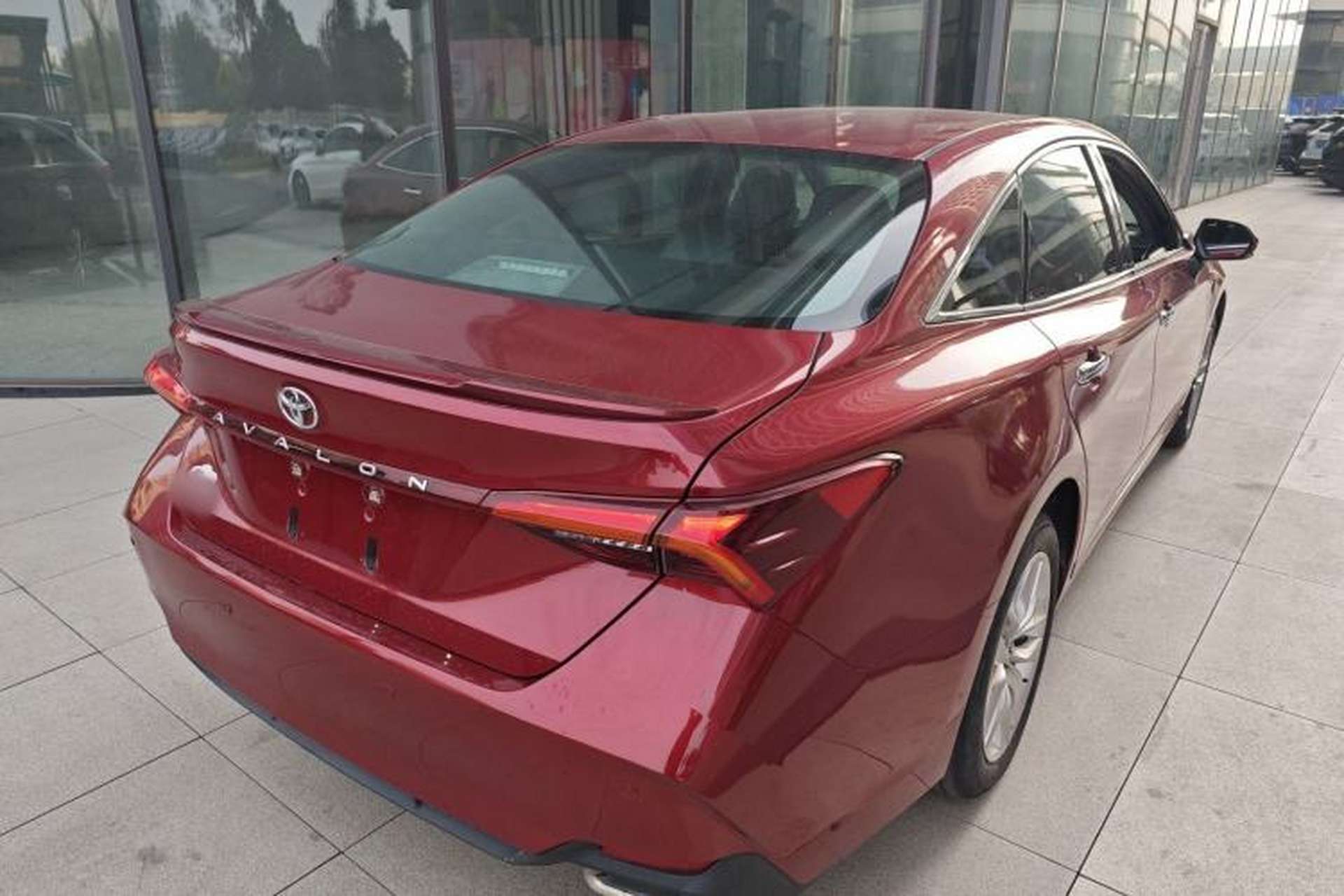 Used Toyota Avalon 2021 2.5L Luxury Edition Rear Right 45 Deg