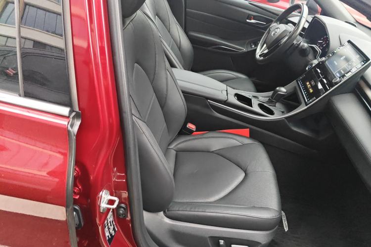 Used Toyota Avalon 2021 2.5L Luxury Edition Right Front Seat