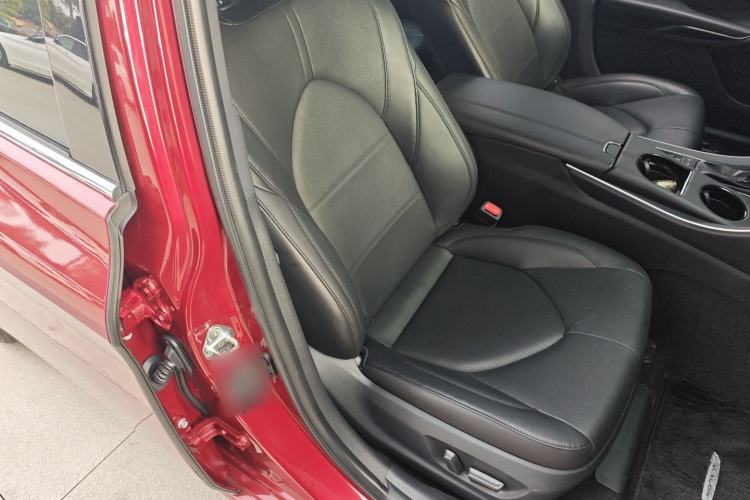 Used Toyota Avalon 2021 2.5L Luxury Edition Right Front Seat