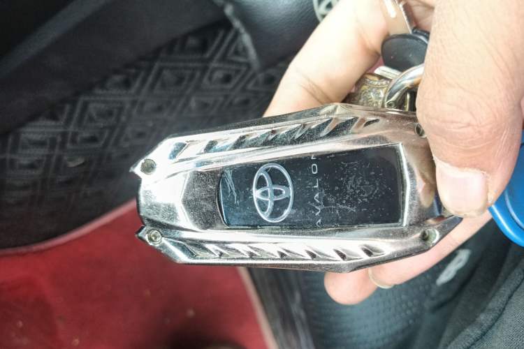 Used Toyota Avalon 2021 2.5L Touring Prestige SPORT Edition Vehicle Key